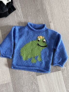Hand knit frog sweater